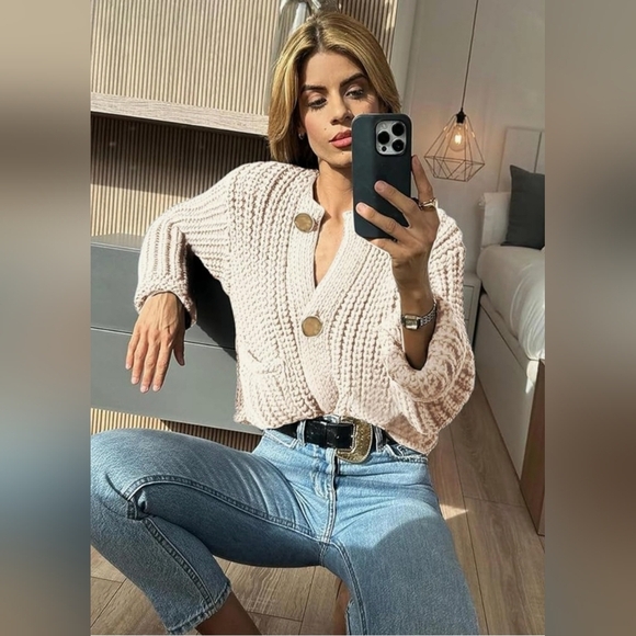 Cozy Cream  Cropped Cardigan Knit Sweater - Picture 3 of 10